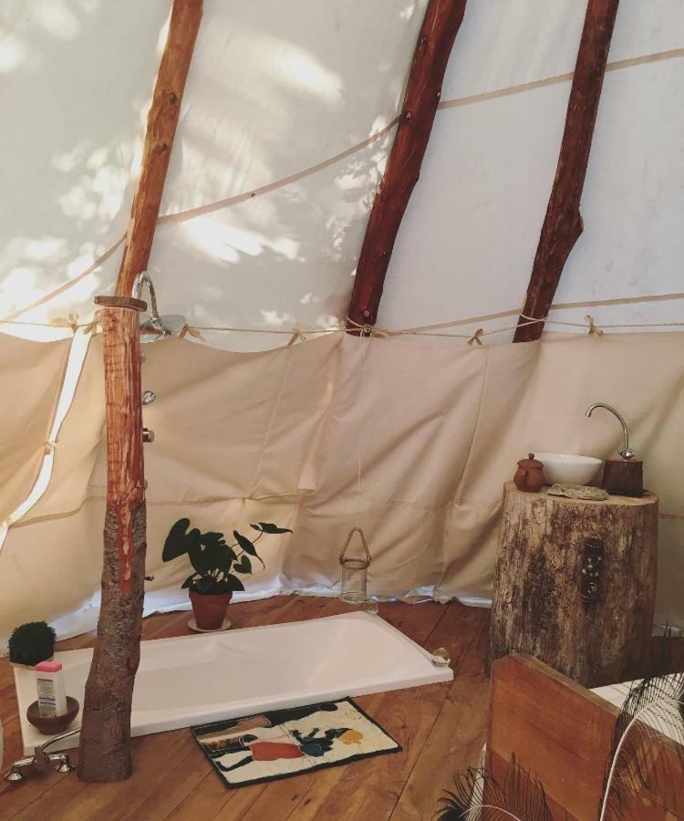 Tipi Lodge Dans La Foret Mimizan Ngoại thất bức ảnh